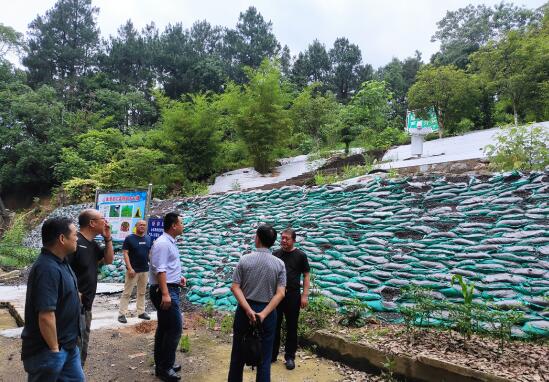 地質災害監(jiān)測預警平臺